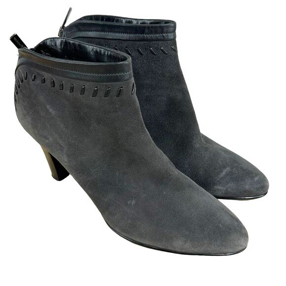 Aquatalia Gray Suede Heeled Ankle Bootie Whipstitch Almond Toe Size 9.5 Back Zip - Picture 1 of 8